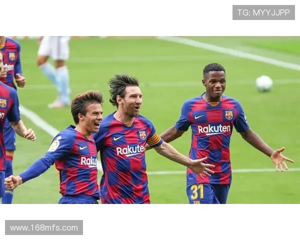 官方桑德兰丹尼尔尼尔租借伊镇